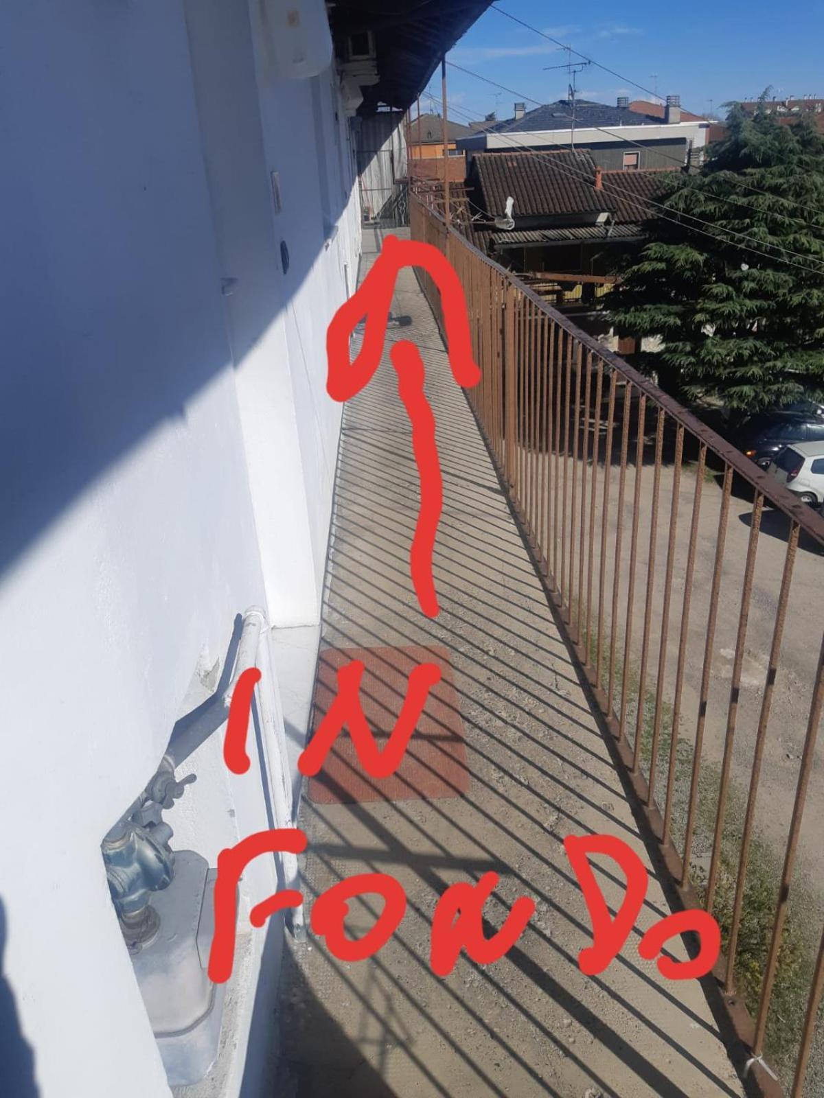 Affitti Brevi Ferrera Bilocale Ilenia 20 Minuti Da Rho Fiera E San Siro Apartment Bareggio Exterior photo